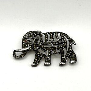 Vintage 925 Sterling Silver Marcasite Elephant Brooch 14g Red Eye Stone Openwork